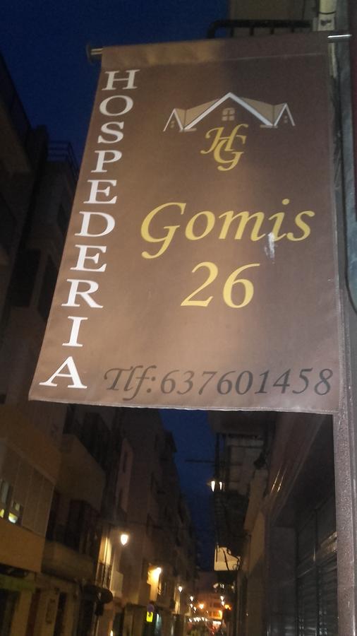 Hospederia Gomis 26 Hotel Онтиниент Екстериор снимка